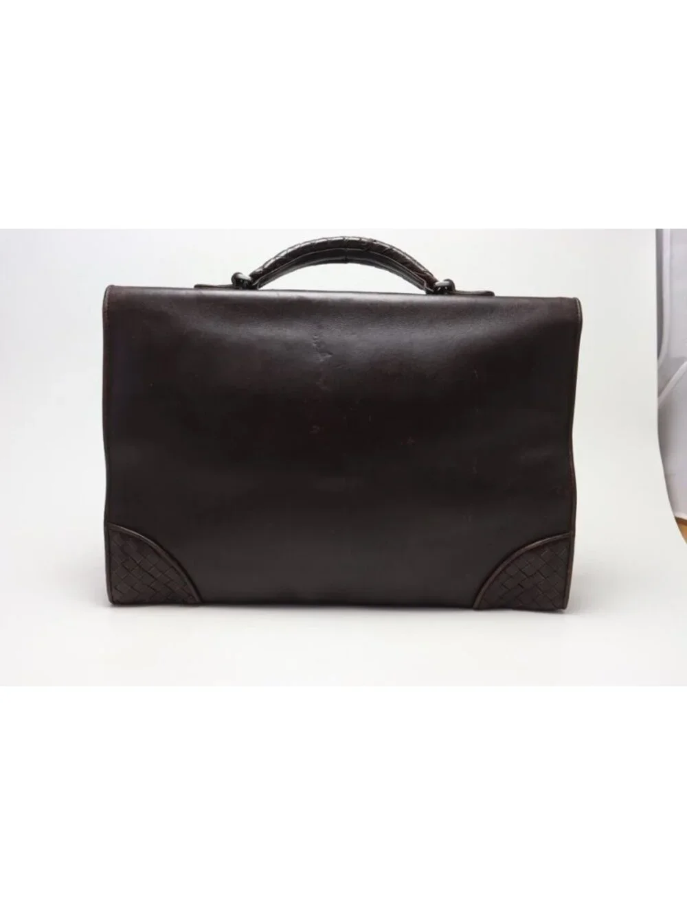 Bottega Veneta Leather Business